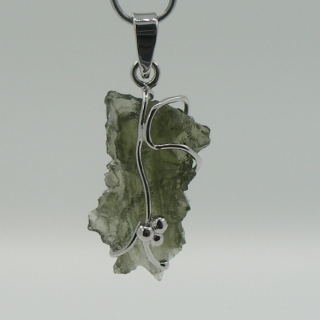 Vltavín - přívěsek v bílém zlatě - Besednice