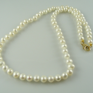 Perlový náhrdelník, zlaté zapínání 5 - 5,5 mm