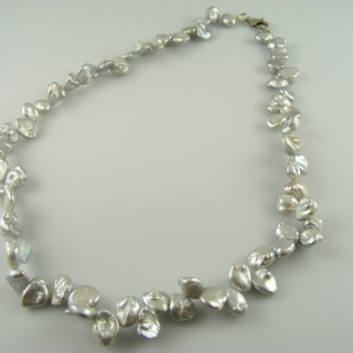 Perlový náhrdelník - sladkovodní keshi perly modré