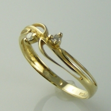 Briliantový prsten ve žlutém zlatě